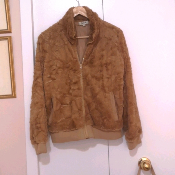 Medium sized jacket - Picture 1 of 1
